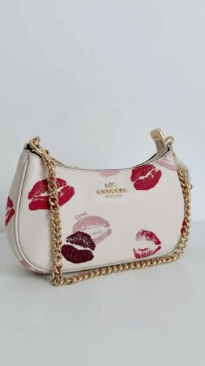 028825876c8ca134e11de36adc77ea85