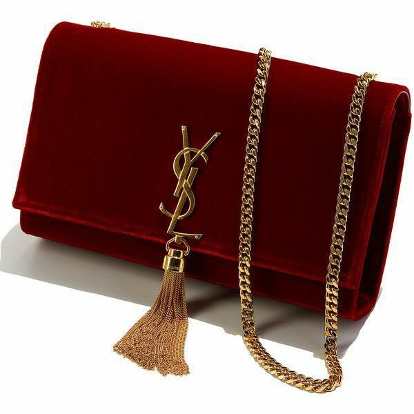 Holiday Accessories: Festive Clutch Bag