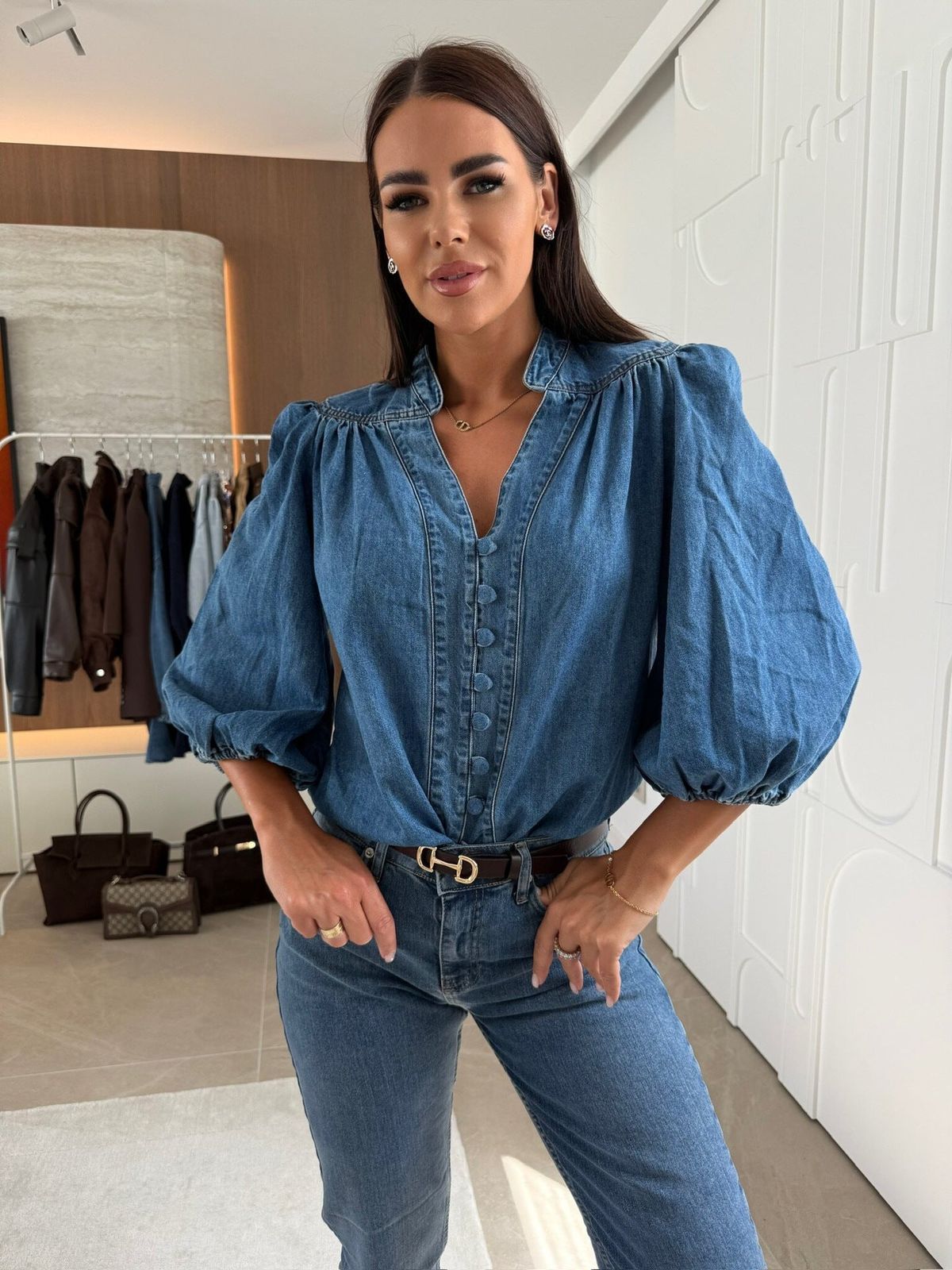 Cute Outfit Ideas: Puff Sleeve Blouses + High Rise Denim 2