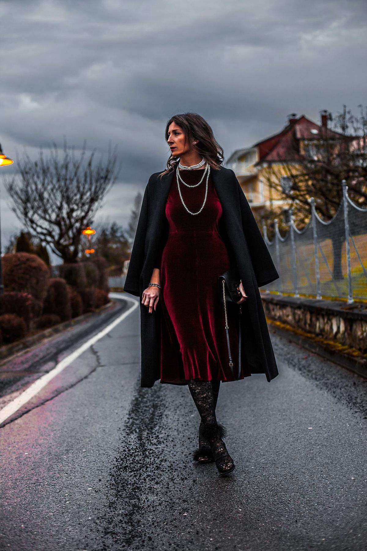 Velvet outfits are easy to wear and elegant