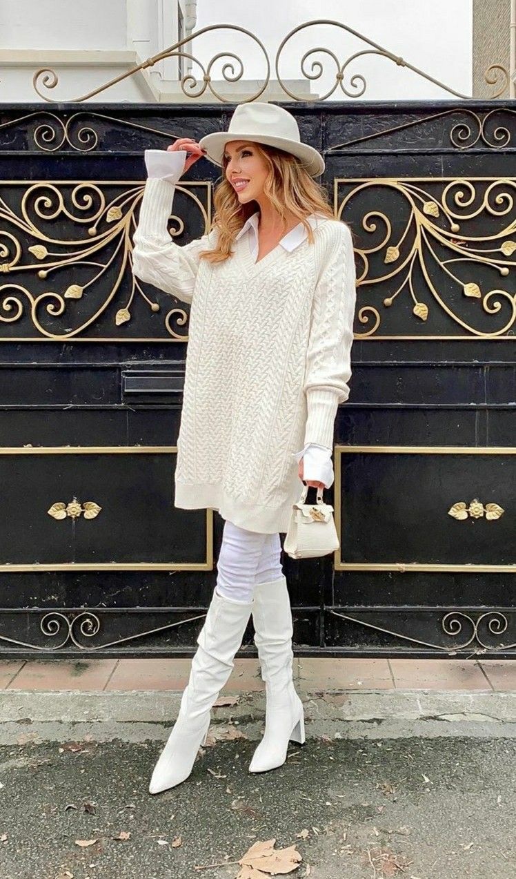 Monochrome Holiday Outfits: White Winter Fresh Festive Appeal.