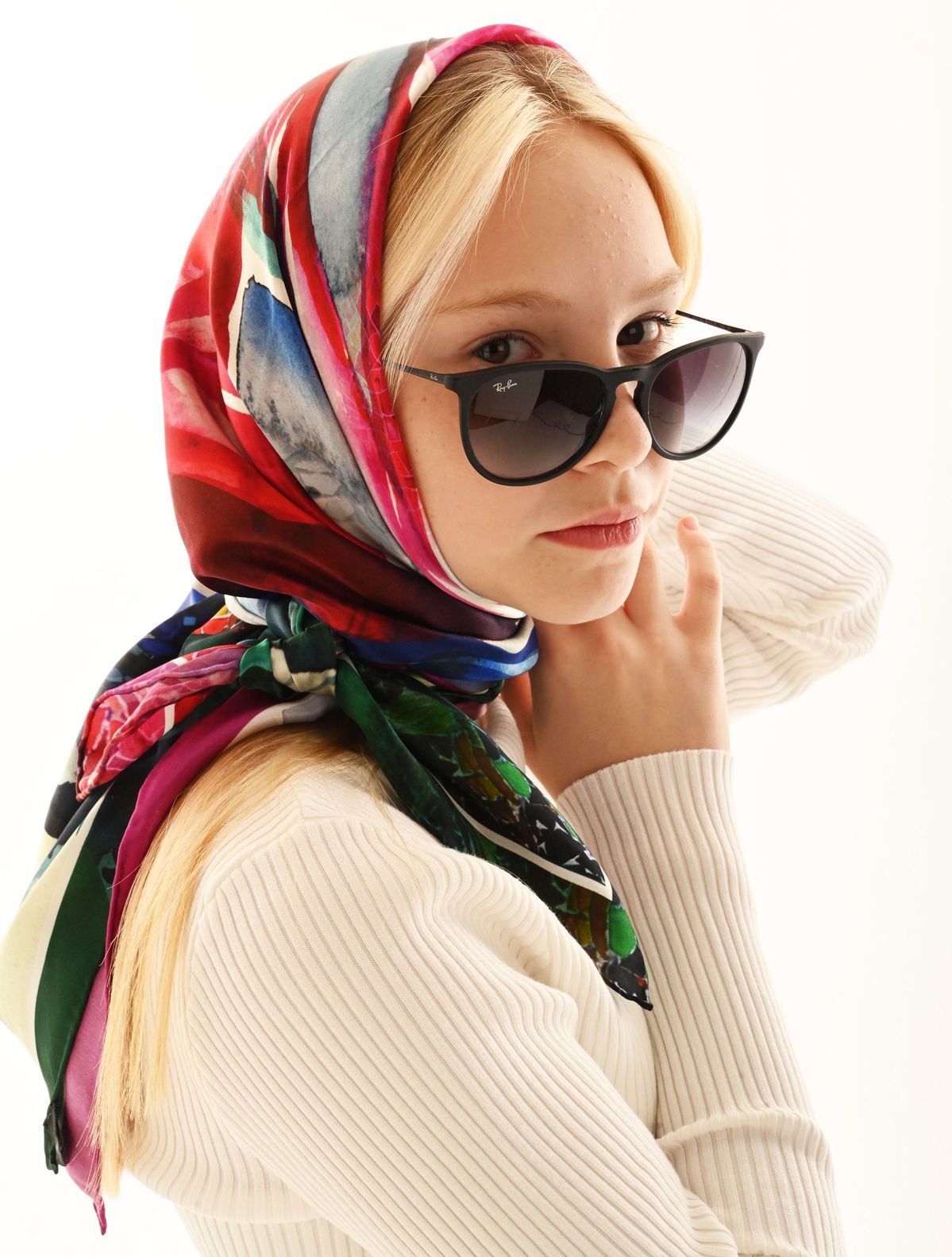 Fashionable Cashmere Scarves