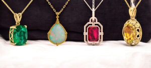 4 examples of Pendant jewelry