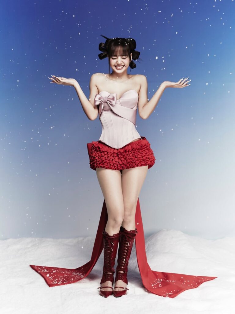 Lisa in Christmas photo shoot 