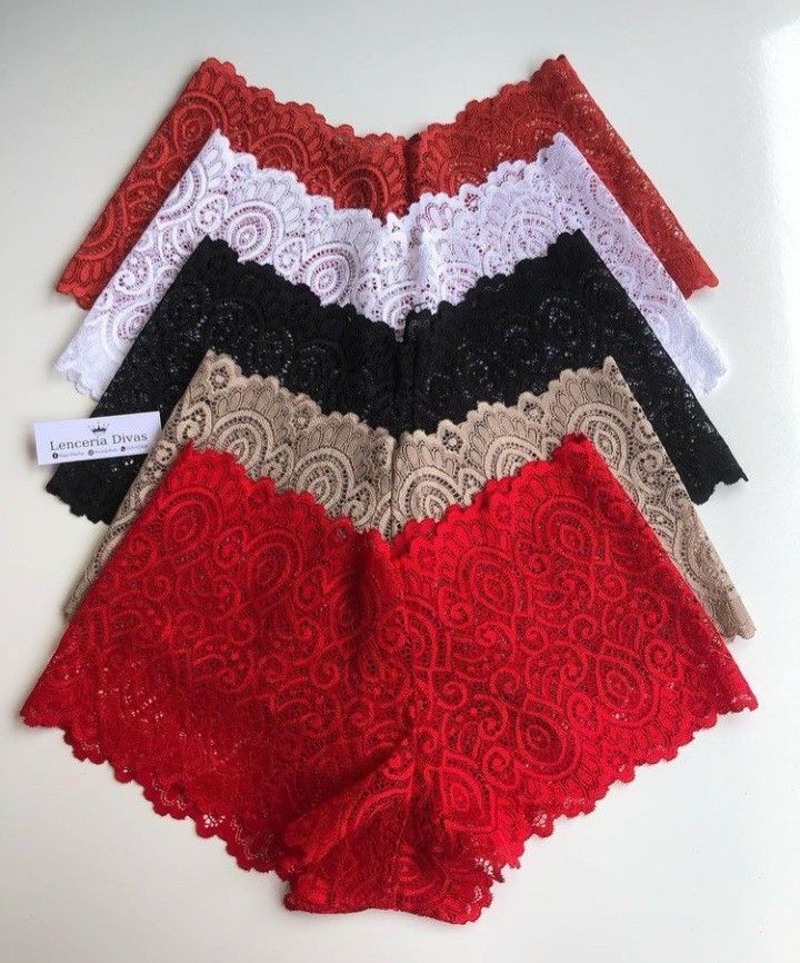 Lace high-waist panties