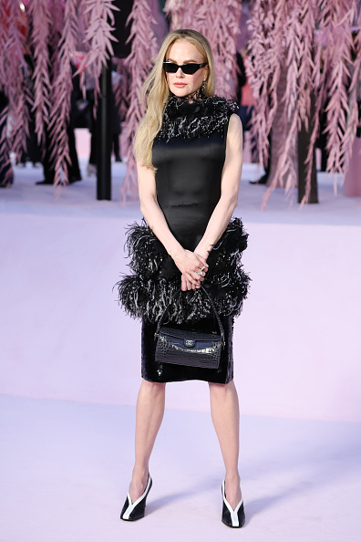 Nicole Mary Kidman stunned the audience with a Métiers d’art 2026 feather-embellished knee-length satin dress at the Chanel Haute Couture Week Spring/Summer 2026 presentation, held on the second day of Paris Fashion Week at the Grand Palais in Paris, France.