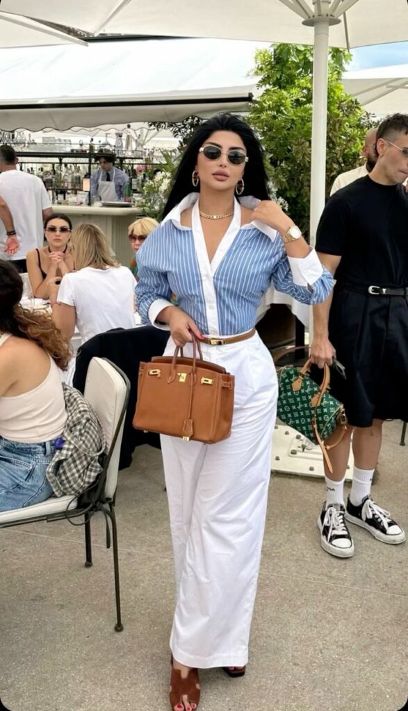 Blue stripped button-up shirts