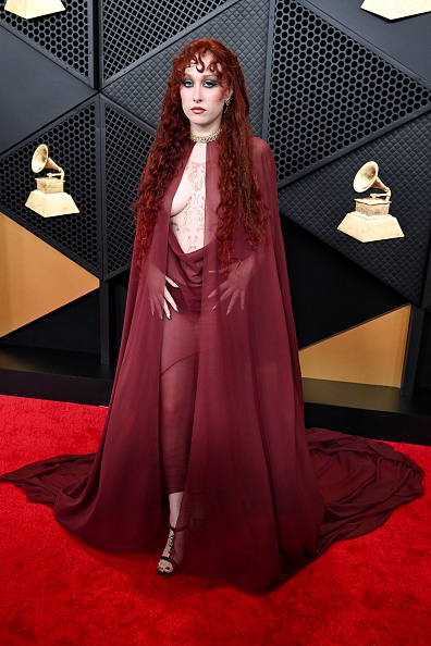 Chappell Roan Wows Fans in a Thierry Mugler Couture Nipple-Ring Dress at the 2026 Grammy Awards