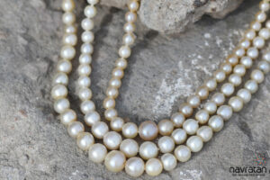 3 strands of pearls