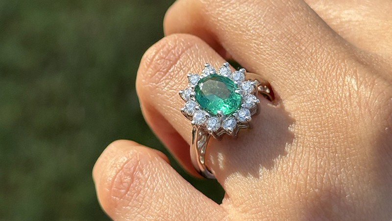 Emerald ring for women
