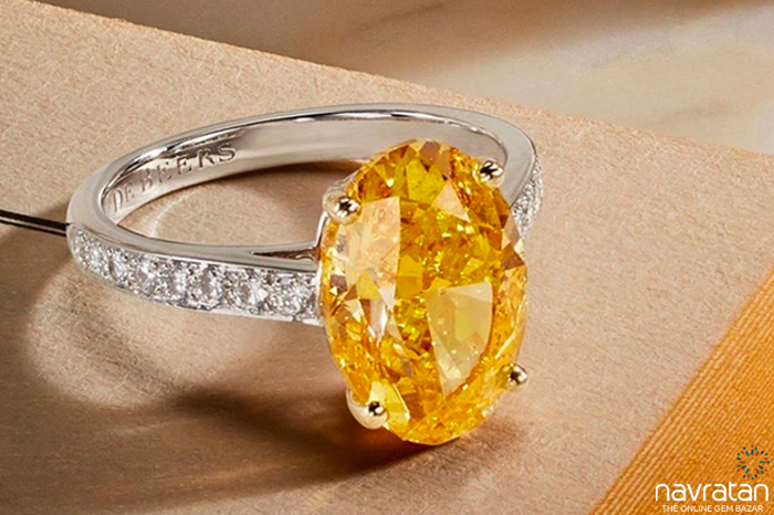 Yellow saphire ring