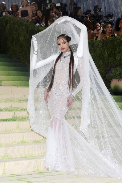 BLACKPINK’s Lisa at the 2026 Met Gala in Robert Wun Couture