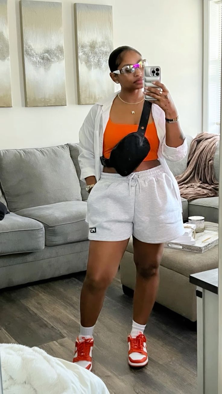 Woman in a sporty summer outfit